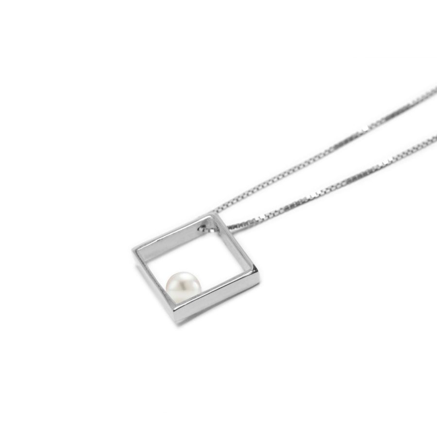 Tokyo-Pendant-Gold-Architecture-1400×1400 copia