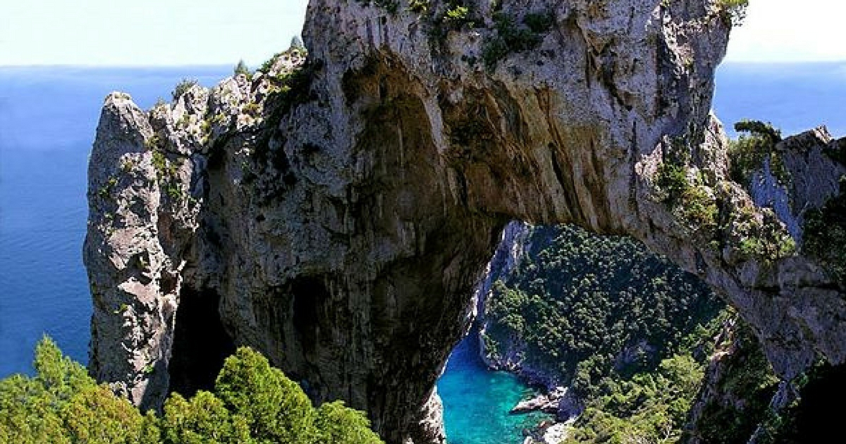 Arco Naturale | Wikimedia Commons